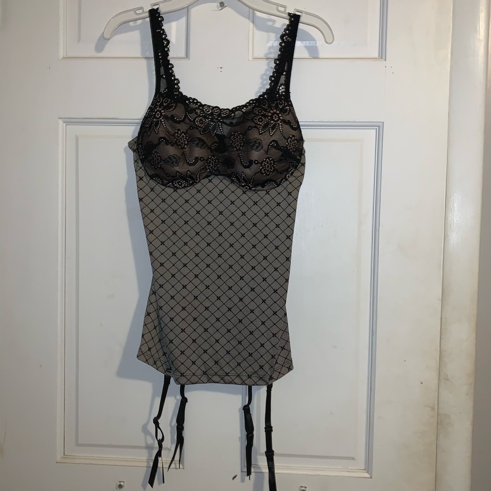 Never Worn FIT Compression Garter Camisole Size M